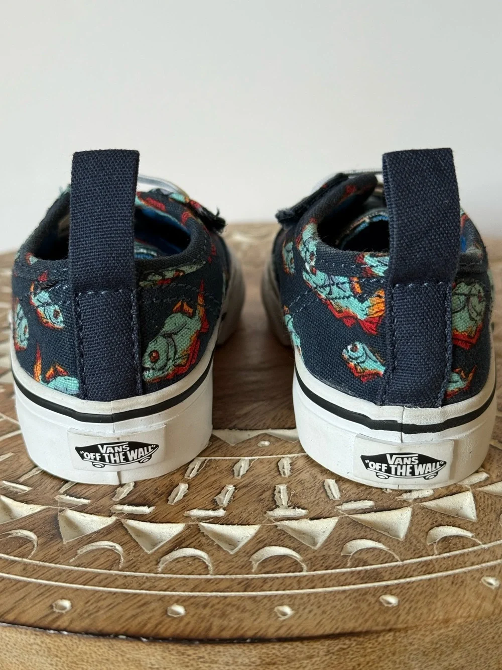 Vans Toddler Piranha Fish Print Canvas Sneakers Size 6.5